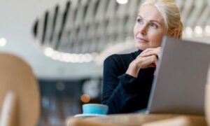 Why-Financial-Knowledge-Is-Non-Negotiable-for-Small-Business-Success